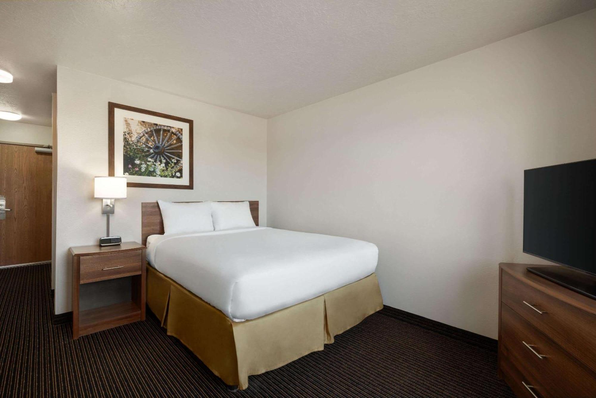 Travelodge By Wyndham Vaughn Luaran gambar